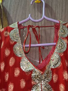 Lehenga shirt, Dupatta