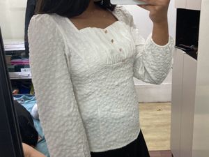 korean style Classic white tops 🤍