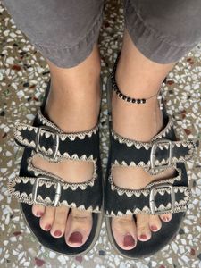 Stylish Black Sandals