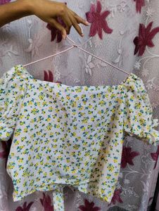 Charming White Floral Puff Sleeve Crop Top | Tie F