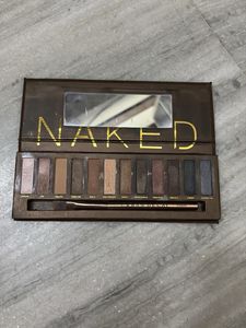 Urban Decay Naked Eyeshadow Palette
