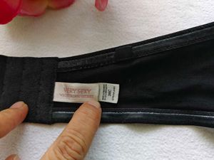 Victoria&#39;s secret : Black Strapless Bra