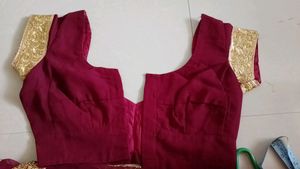 Saree With blouse