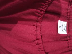 Maroon Off Shoulder Top❤️