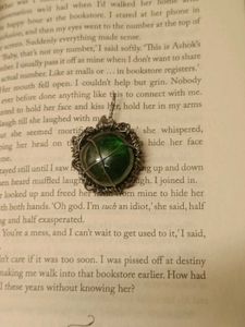 Green Stone Pendant Necklace