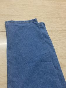 Straight Leg Blue Jeans - mom Fit