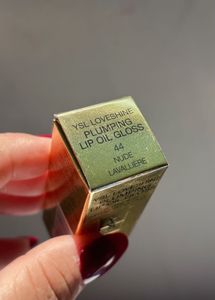 Ysl Plumping Lip Oil Gloss:- 44 Nude Luvvelliere