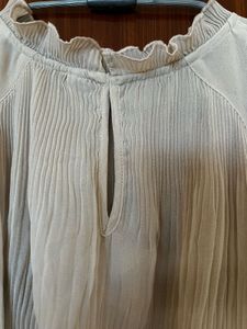 Pleated Sleeve Short Top