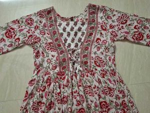 (Size~S)Peplum pink floral top🌻