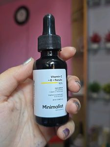 Minimalist Vitamin C Face Serum