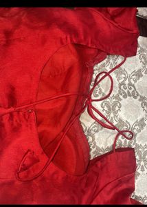 Hardly Used Saree With Padded Blouse