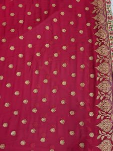 Elegant Gazri Colour Saree