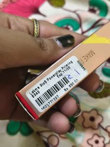 Lakme 9to5 Priming Matte Lipstick