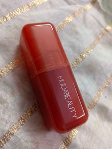 Huda Beauty Liquid Blush ❤️
