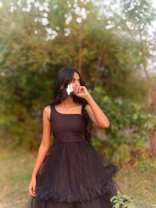 Removable Strap black gown 🖤