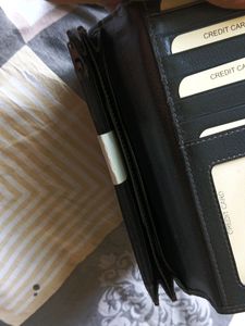 This Is The Pure Leather Purse For Women