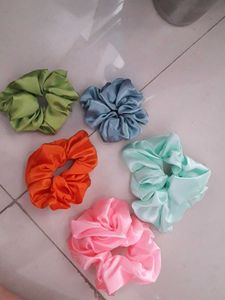 Colorful Scrunchie Set