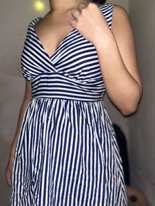 v- neck strip dress