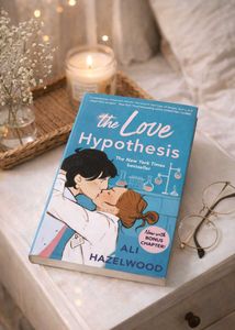 The Love Hypothesis by Ali Hazelwood