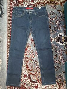 Guess Dark Wash Denim Jeans