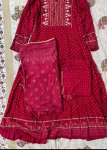 Red Anarkali Kurta Set With Dupatta (Women's)