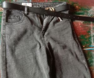 Women's Baggy Jeans