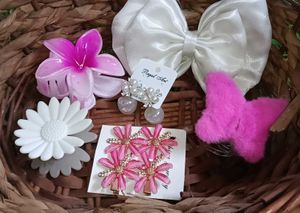 Beautiful Hair Accessories Hamper