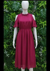 Elegant Maroon Cold Shoulder Dress
