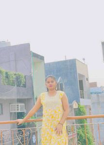 New Kurti Good Condition Yellow Kurt