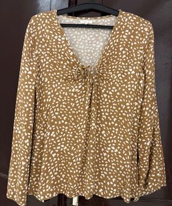 Brown Spotted Tie-Front Blouse