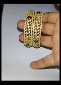Gold-tone Bangle Set