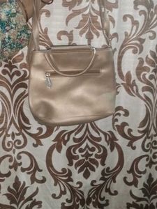 Elegant Gold Crossbody Bag