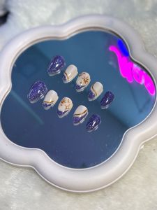 Sparkling Press-On Nails