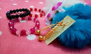 Assorted Jewellery &amp; Hair Accessories