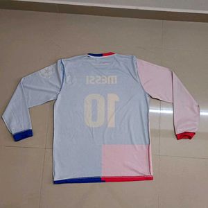 Barcelona Jersey - Long Sleeve size &#39;L&#39;( large) 53