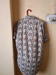 Trendy Strechable Shirt!