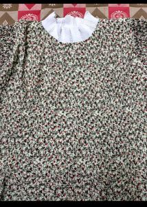 Flower Print Top 🌹🌹