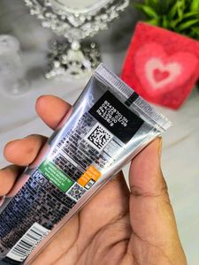 Garnier Vitamin C Serum Cleanser