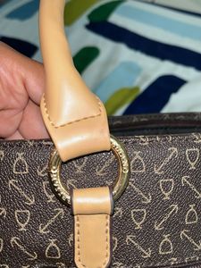 Elegant Handbag