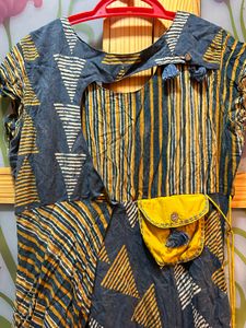 Xl Women Dress Kurta With Pockets
