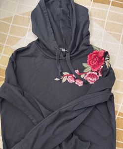 Shein Sweatshirt Hoodie Rose Petals Embroidered