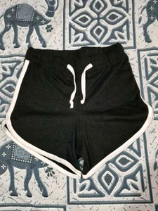 Black & Cream colour shorts