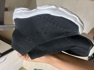 Shoe