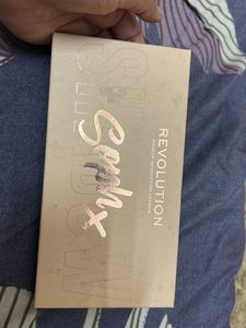 Revolution Eyeshadow Palette