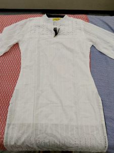 White Embroidered Kurta