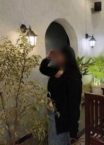 Black oversized zip upp.