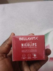 BellaVita Nicolips Lip Scrub