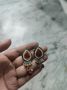 Red white moti necklace with earring