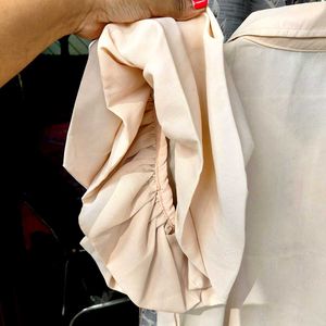 Elegant Ruffled Sleeve Top