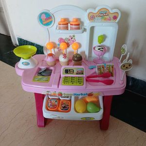 Battery Operated SuperMarket toy (31 pieces)